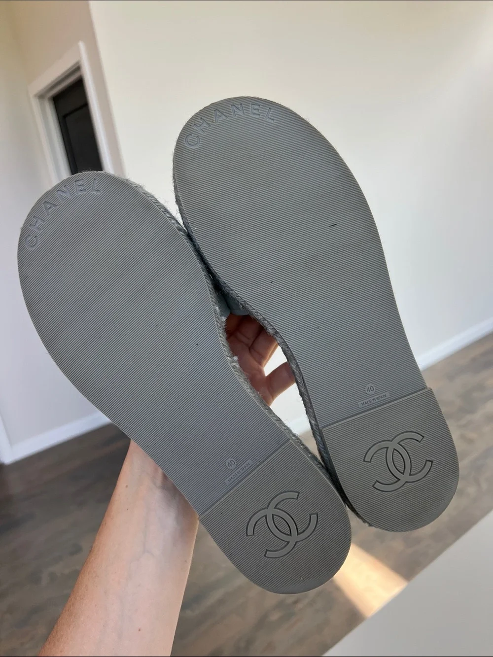 CHANEL light blue leather open toe flat CC sandals espadrilles braided jute 40C